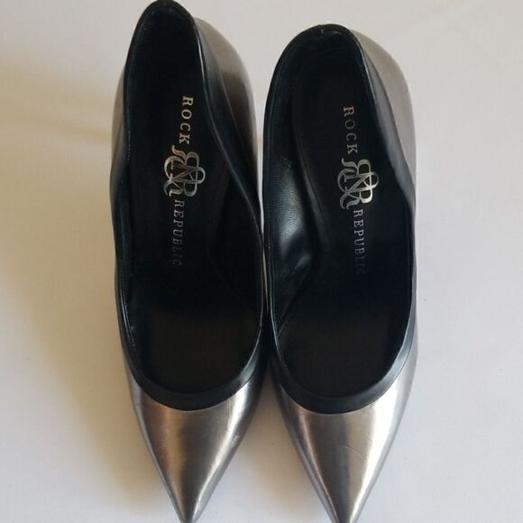 Rock Republic Chrissie Pewter Point Toe Pumps,Sz 5 - Picture 3 of 6